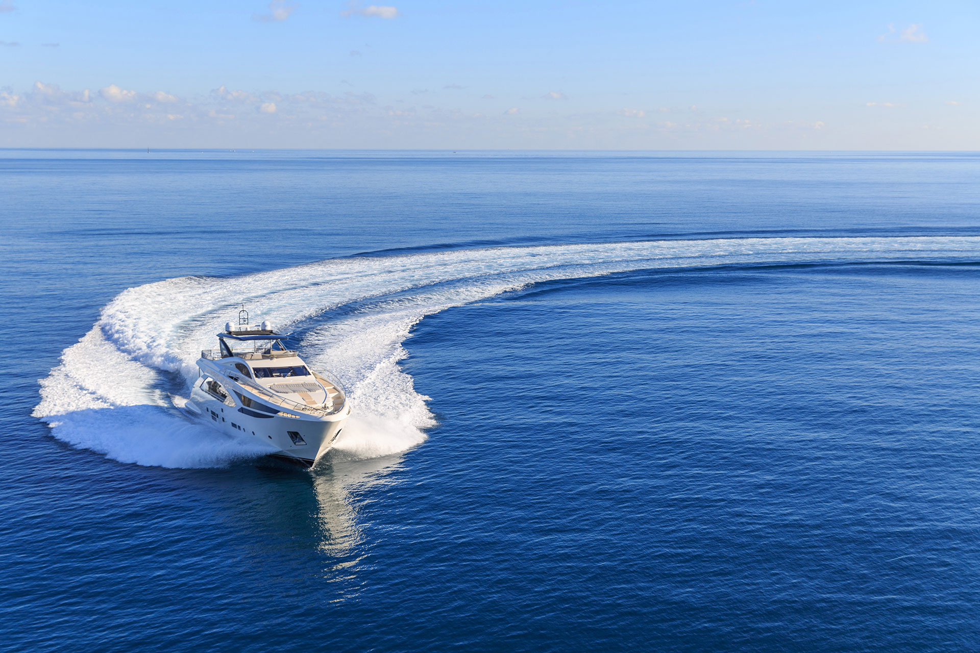 motoryacht